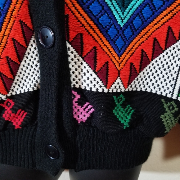 Los Riscos Artesanias Multi Colored duck Cardigan, size Large - Picture 8 of 9